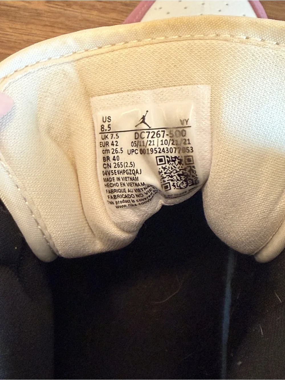 Jordan Men’s/Women’s High-Top Sneakers in Pink Black Cream
